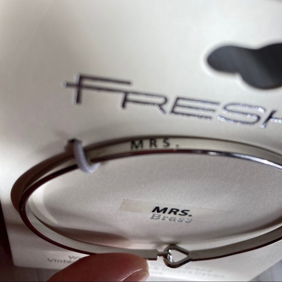 Mrs bracelet - Picture 2 of 4